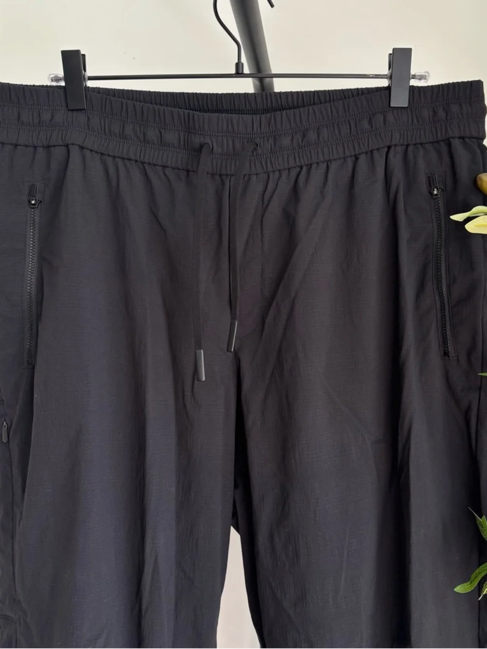 • [Athleta] Jogger Pant •